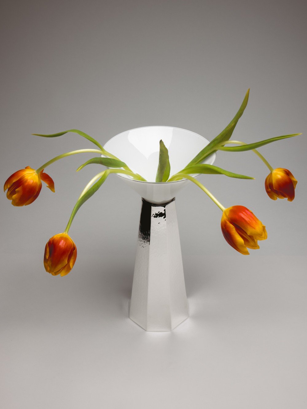 silver-plated-vase-alegria-zanetto-garce-dimofski-2
